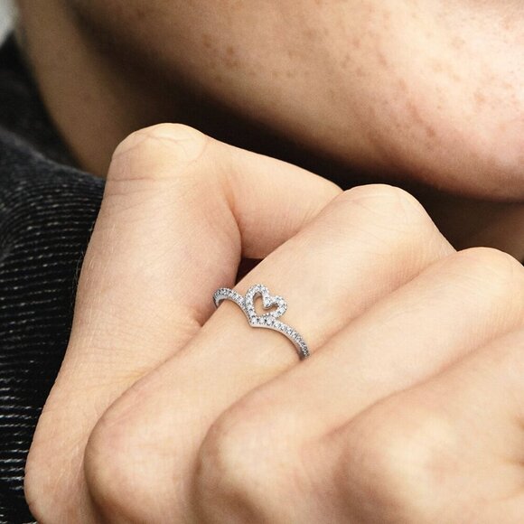 Women's Sparkling Wishbone Heart Ring Sterling Silver Classic Design V-Shape - Picture 5 of 5